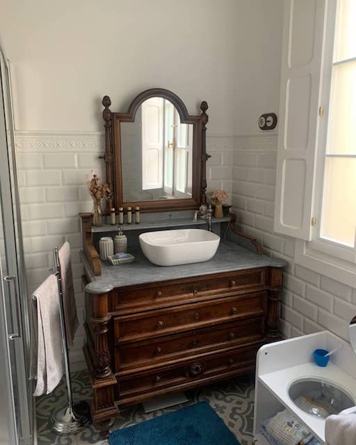 Taller La Circuleta 9 Tocador oscuro