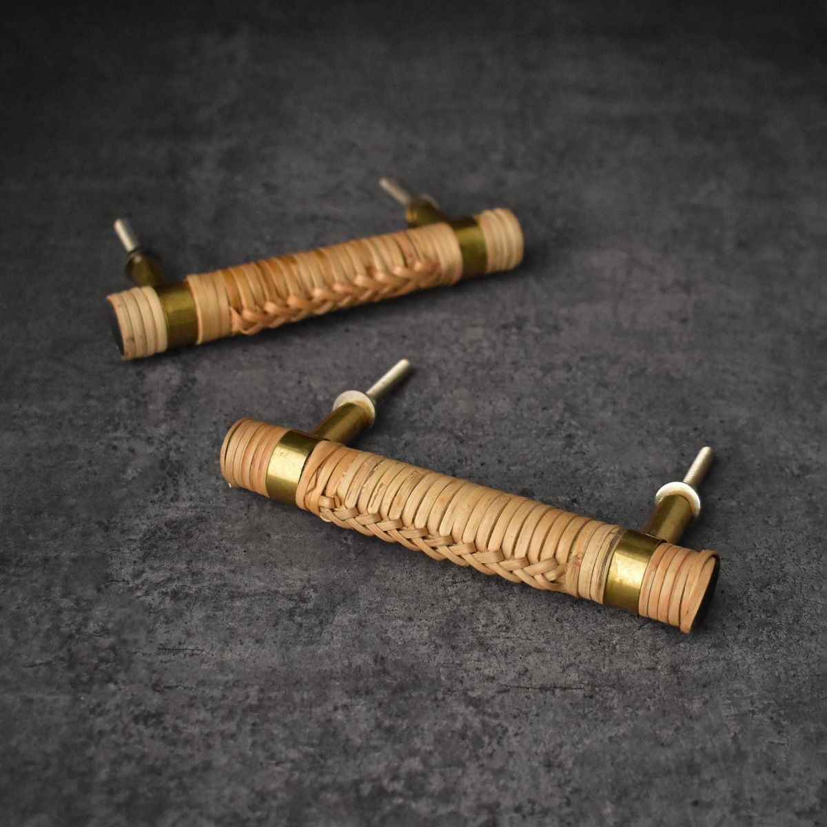 Pack de 2 tiradores Latón y Ratán Bohemio 1 Pack de 2 tiradores Latón y Ratán Bohemio