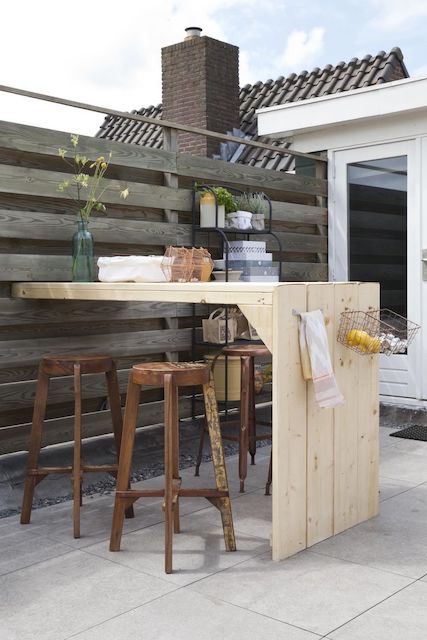 Barra exterior color madera